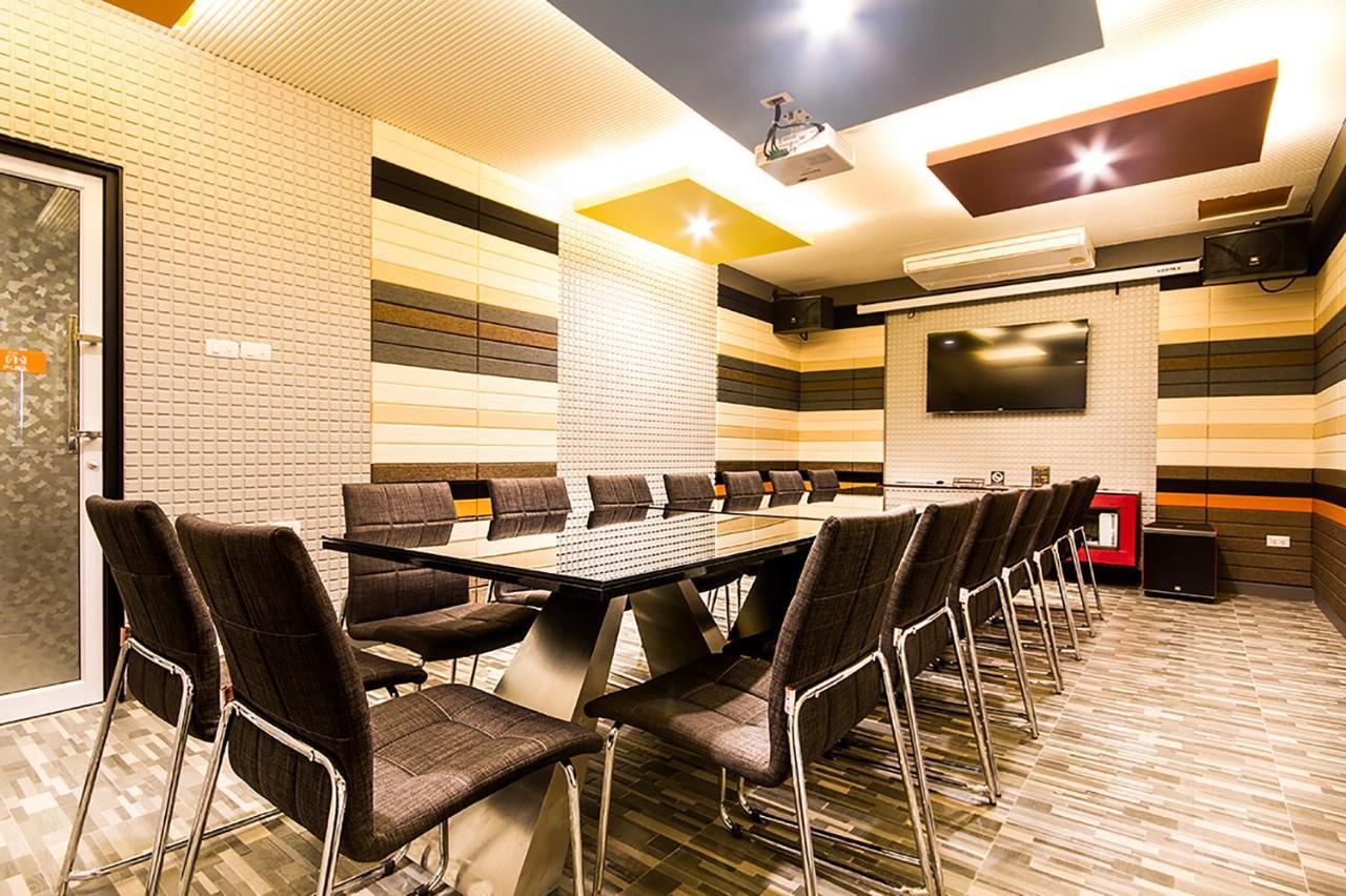 Bestiny Hotel & Restaurant Phetchabun Exterior photo